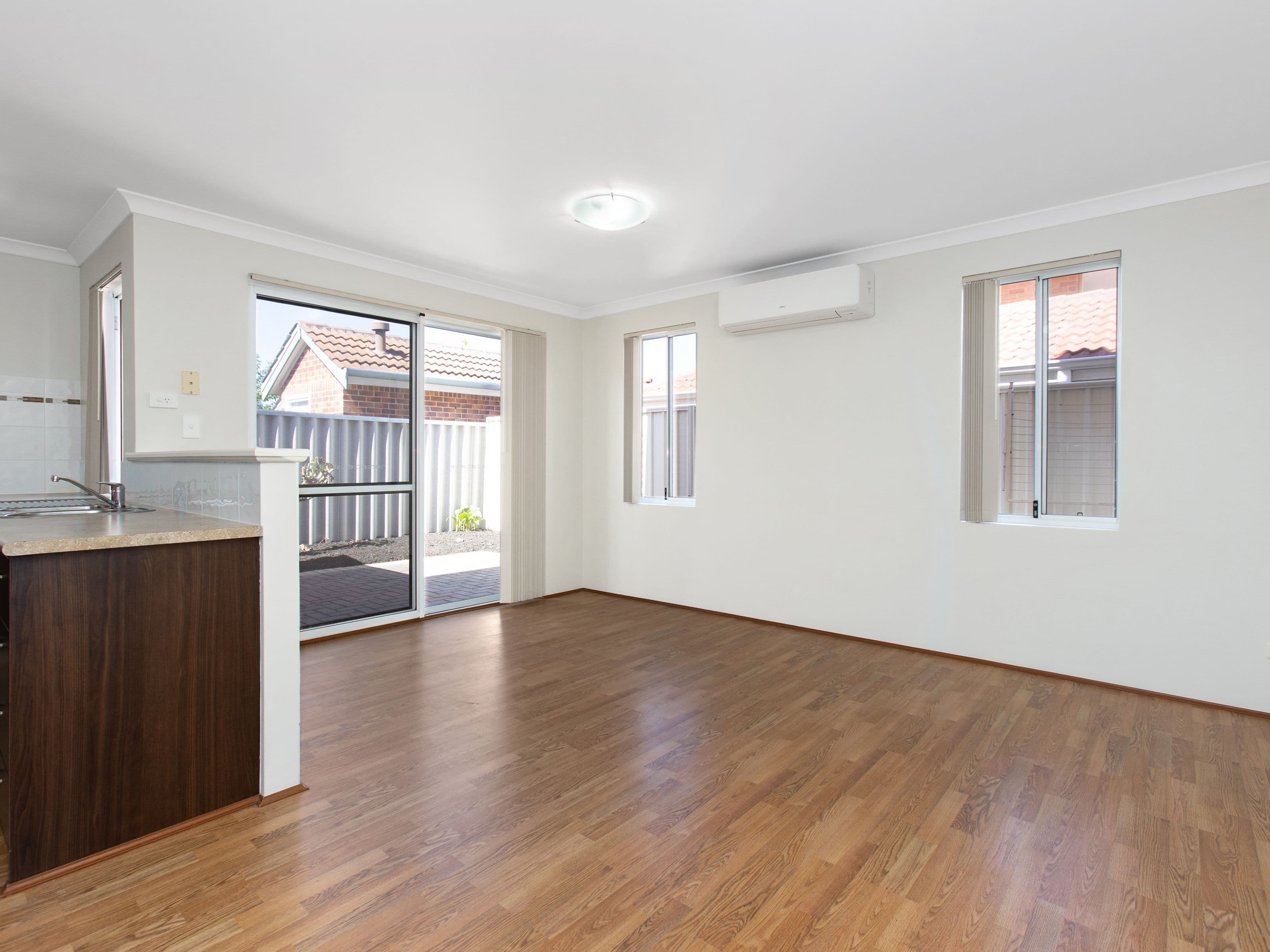 35 Henry Street, East Cannington WA 6107, East Cannington - Thumbnail 3