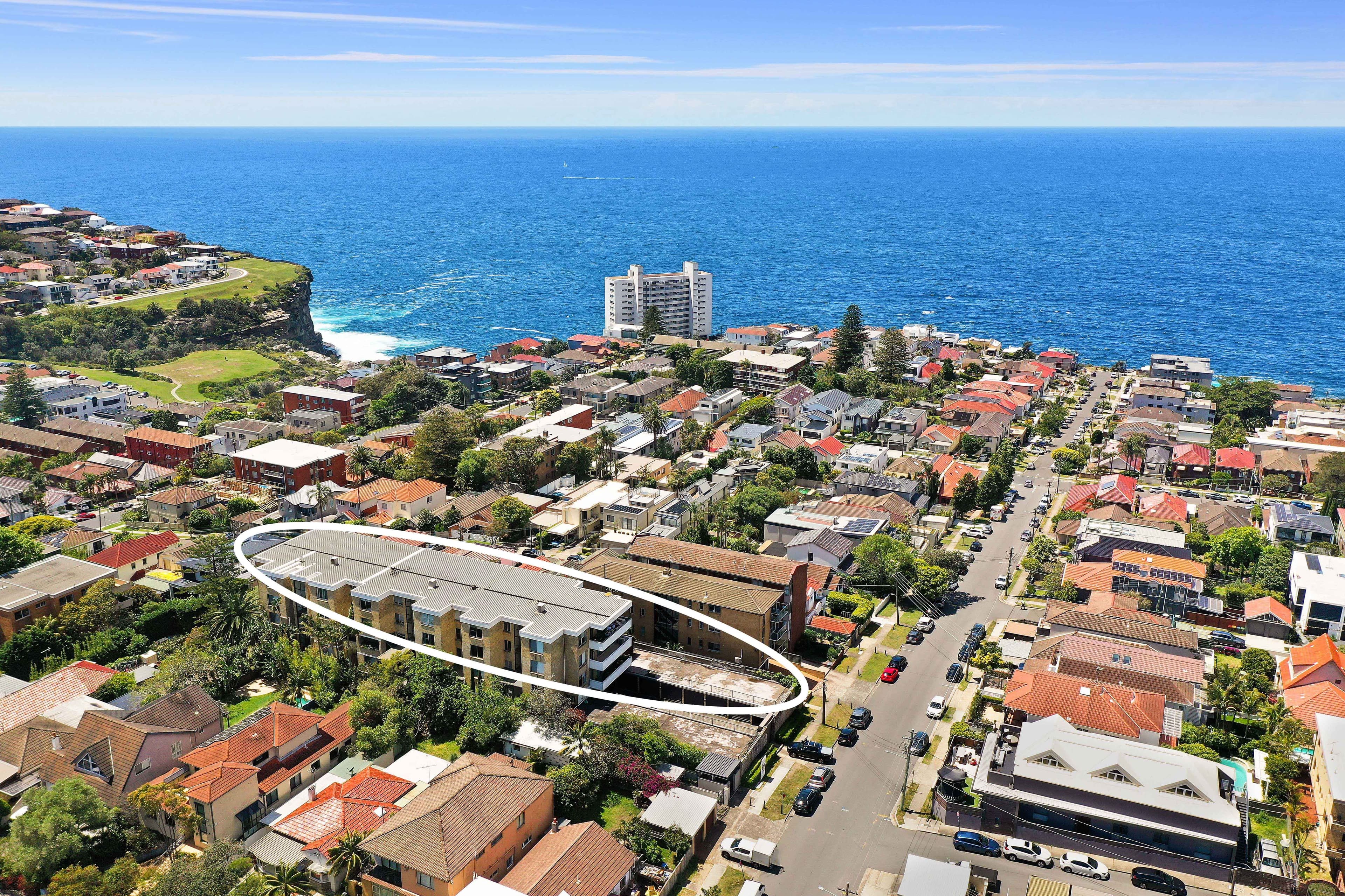 2 Oceanview Avenue, Vaucluse NSW 2030, Vaucluse - Thumbnail 2