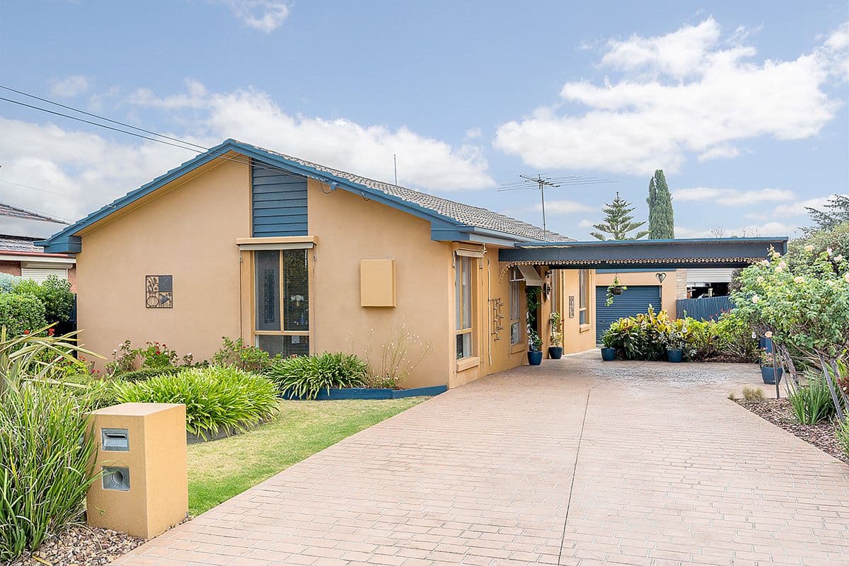 16 Hepburn Avenue, BALGA, WA, Balga - Image 1