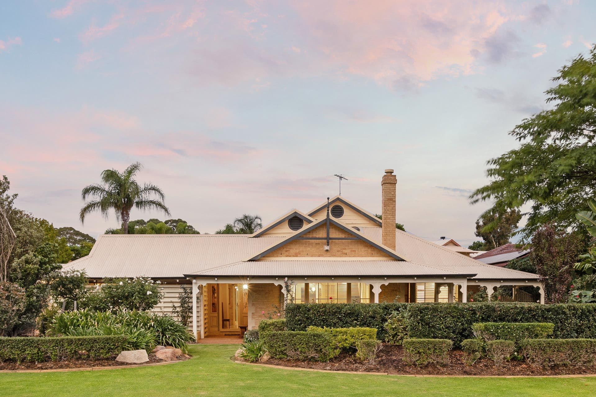 2 Parkvista Grove, Carine WA 6020, Carine - Image 1