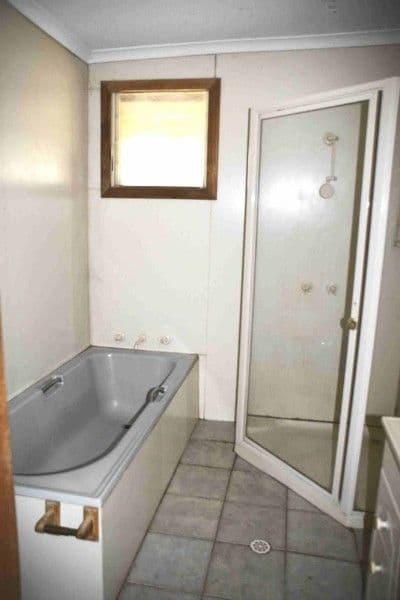 1 & 25 Ral Ral Avenue, RENMARK SA 5341, Renmark - Thumbnail 4