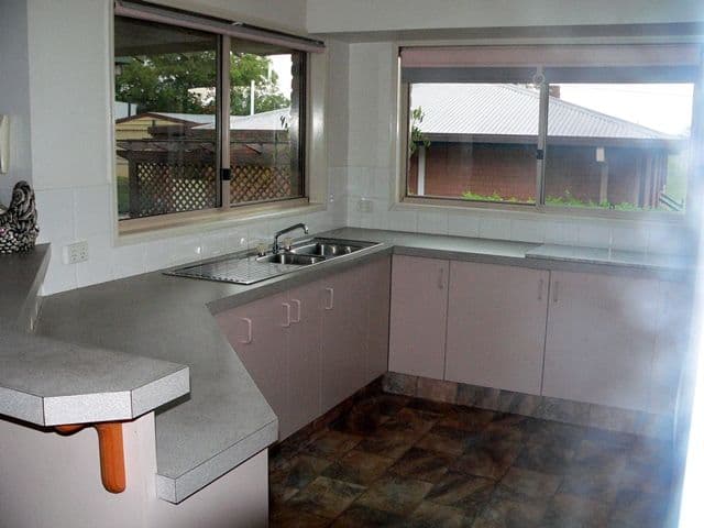 5 Victoria Street, TOOGOOLAWAH QLD 4313, Toogoolawah - Thumbnail 8