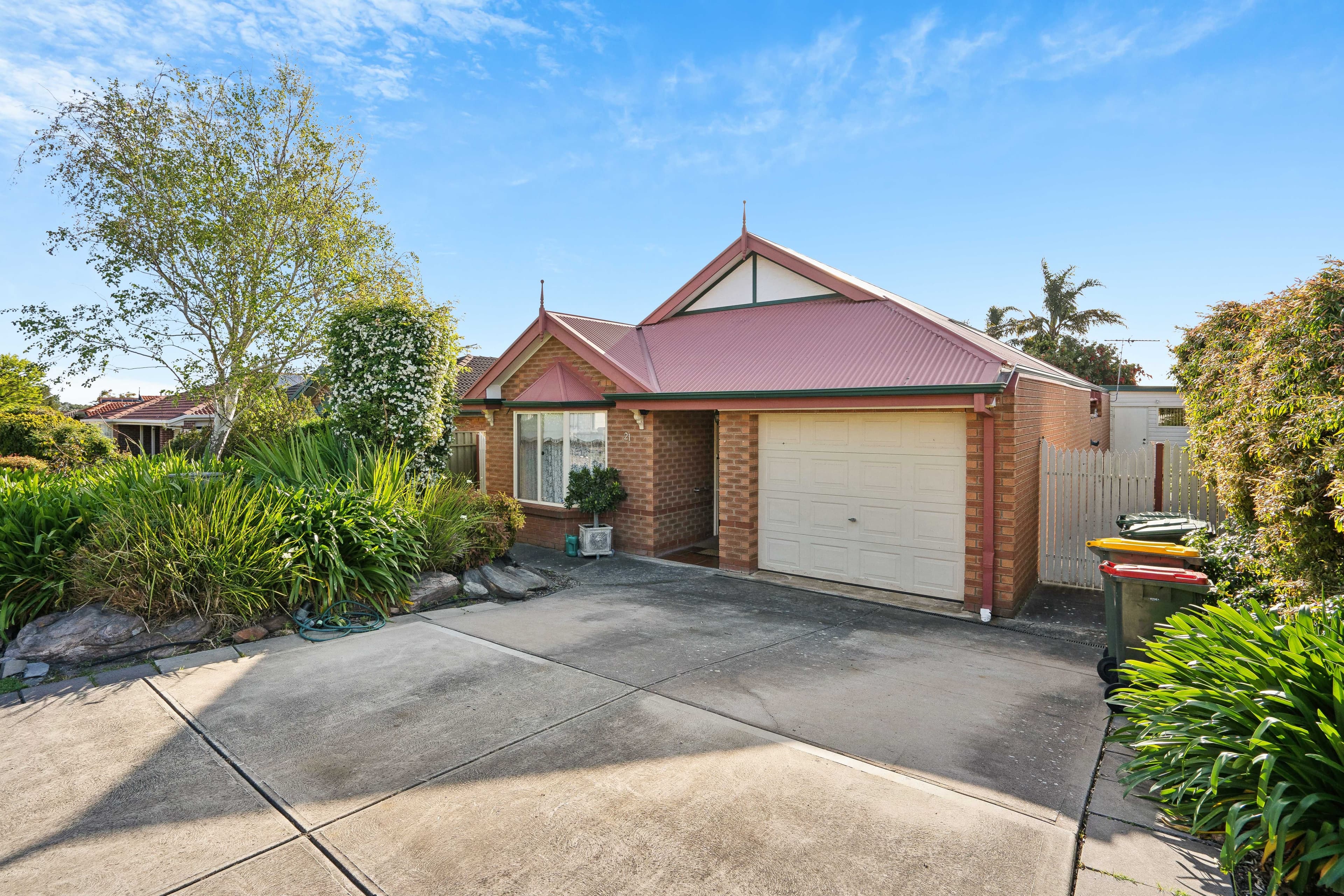 21 Brookland Valley Drive, Woodcroft SA 5162, Woodcroft - Thumbnail 2