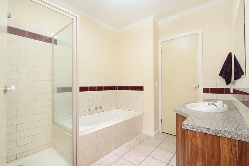 16 Arinya Street, Cranbrook, QLD, 4814, Cranbrook - Thumbnail 6