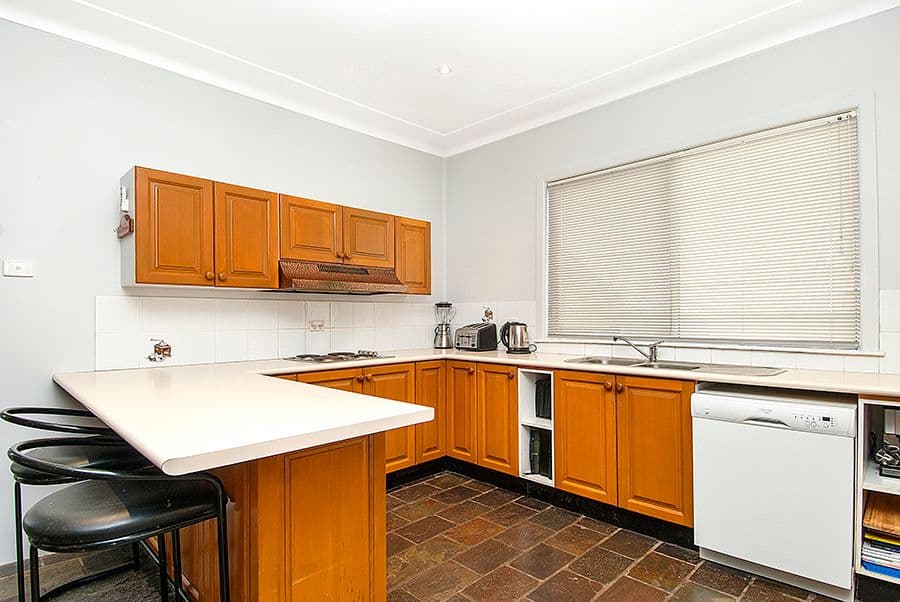 53 Oliver Street, HEATHCOTE NSW 2233, Heathcote - Thumbnail 3