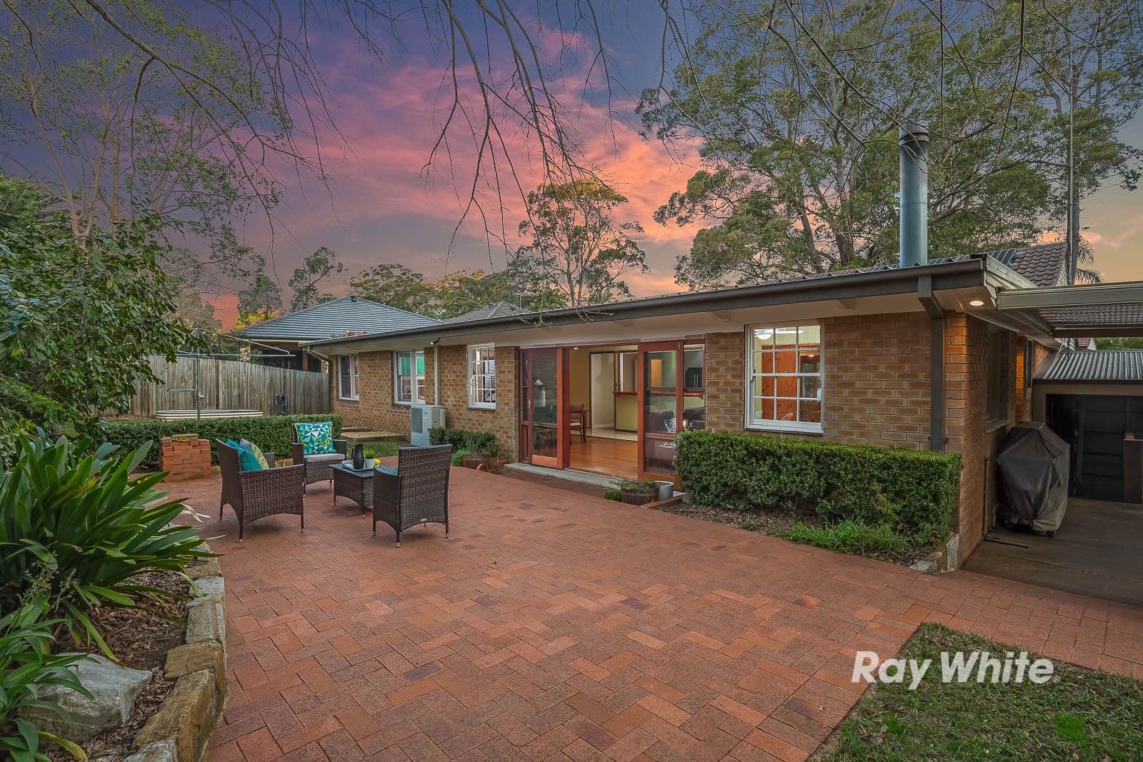 11 Gary Street, Castle Hill - Image 1