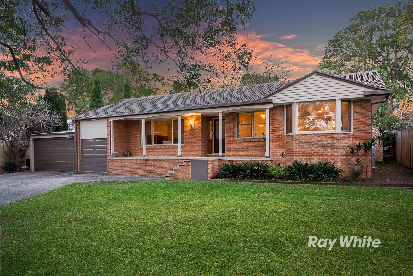 11 Gary Street, Castle Hill - Thumbnail 2