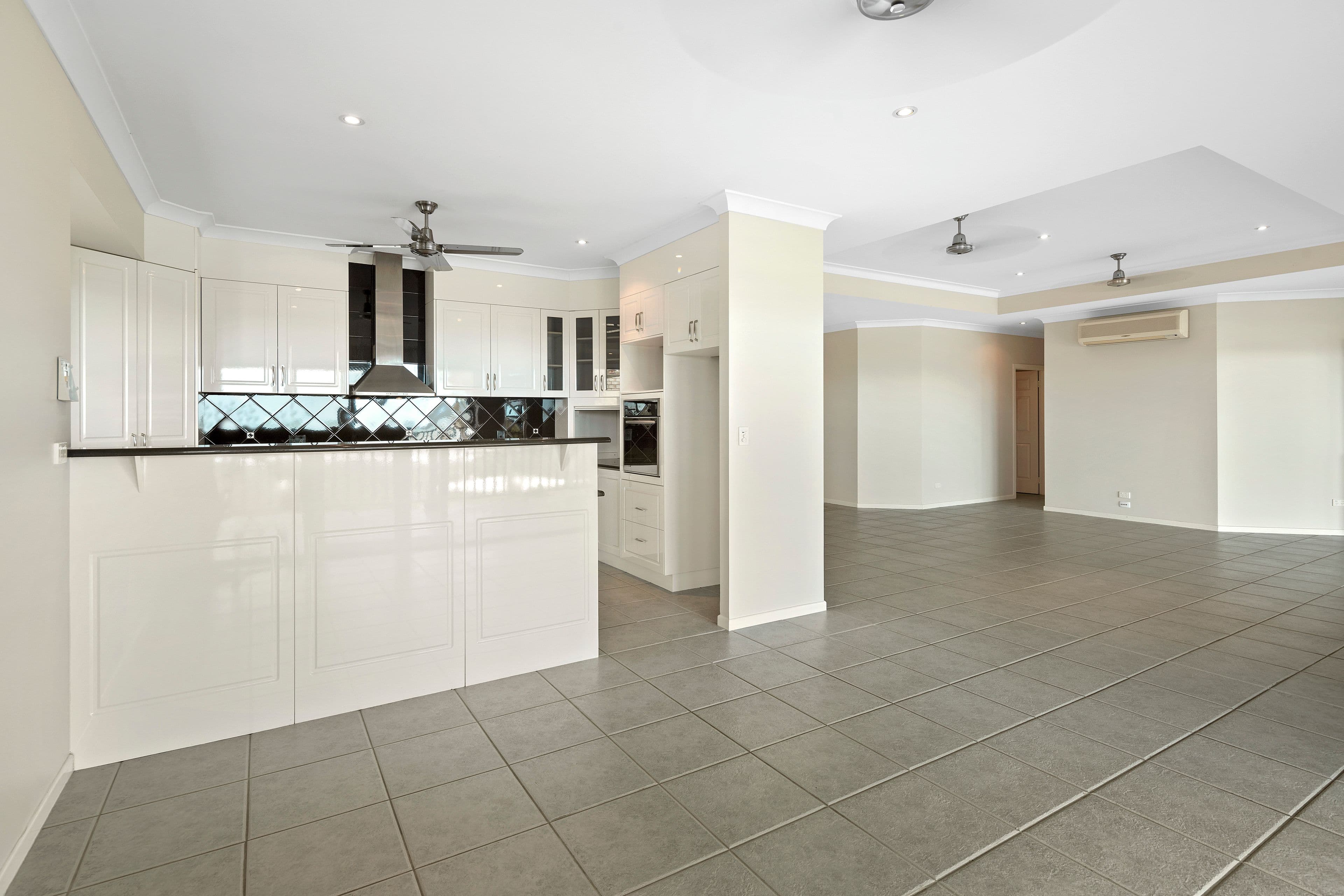 42 Country Road, Cannonvale QLD 4802, Cannonvale - Thumbnail 7