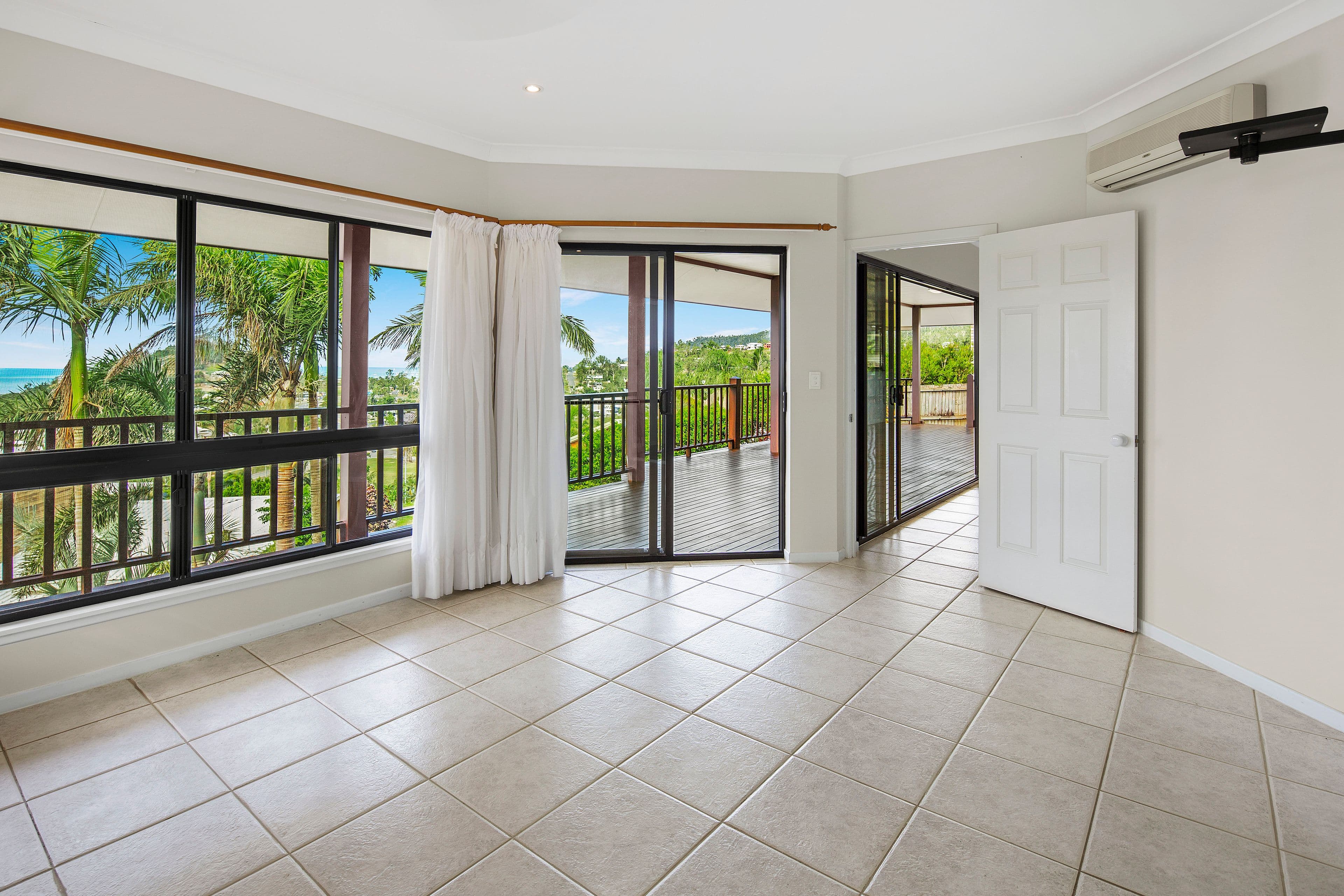 42 Country Road, Cannonvale QLD 4802, Cannonvale - Thumbnail 8