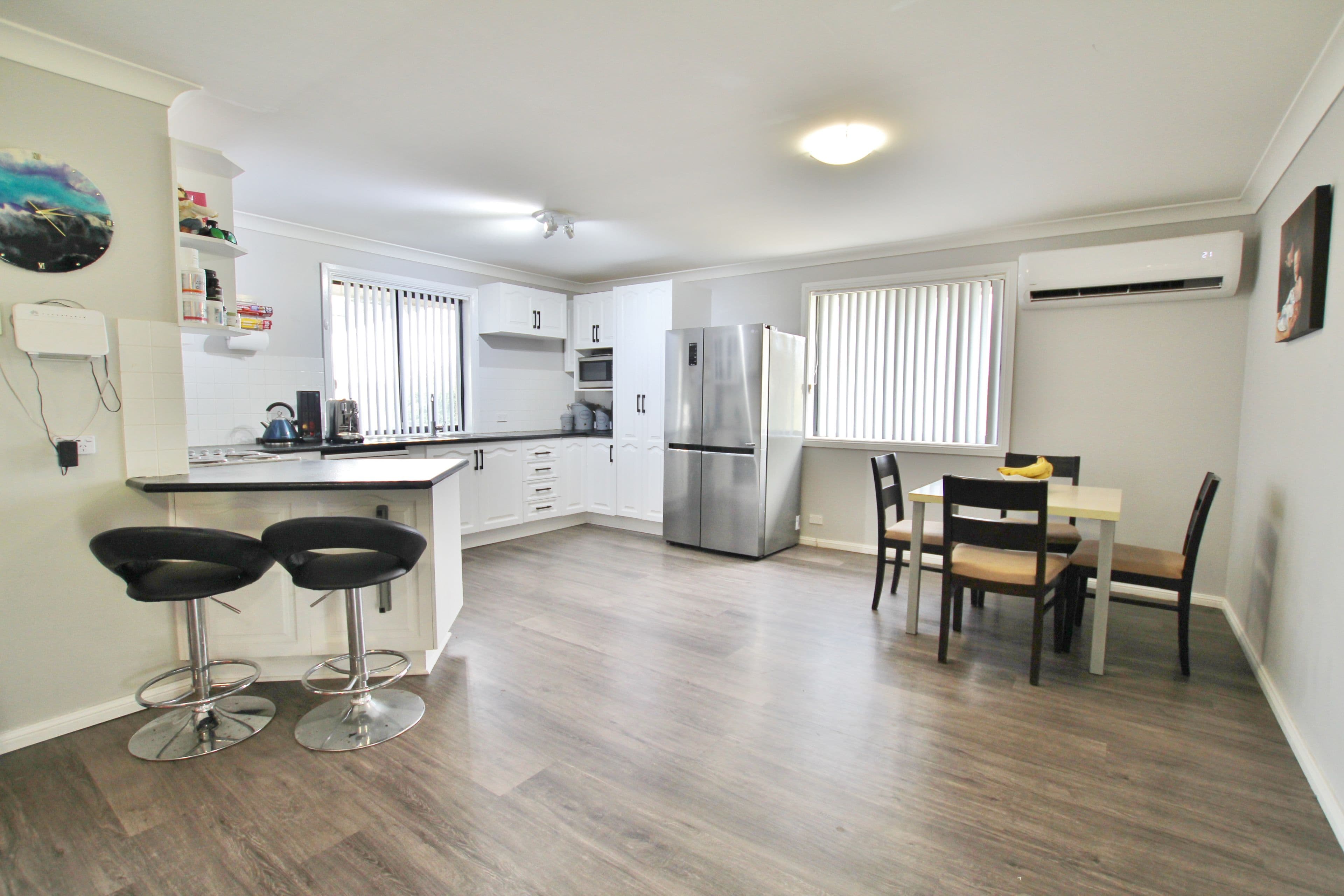 34 Hills Street, Young NSW 2594, Young - Thumbnail 3