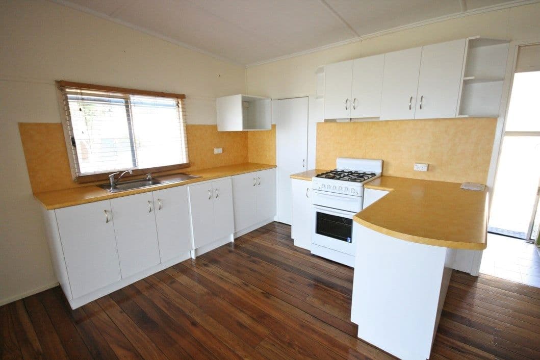 34 Melba Street, Armstrong Beach QLD 4737, Armstrong Beach - Thumbnail 4