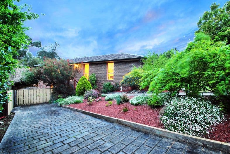 12 Selina Avenue, MOOROOLBARK VIC 3138, Mooroolbark - Thumbnail 2