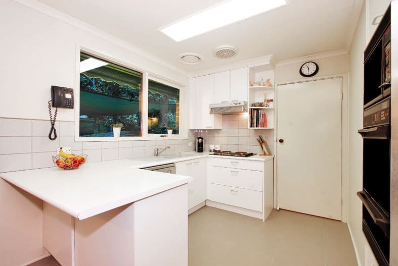 12 Selina Avenue, MOOROOLBARK VIC 3138, Mooroolbark - Thumbnail 5