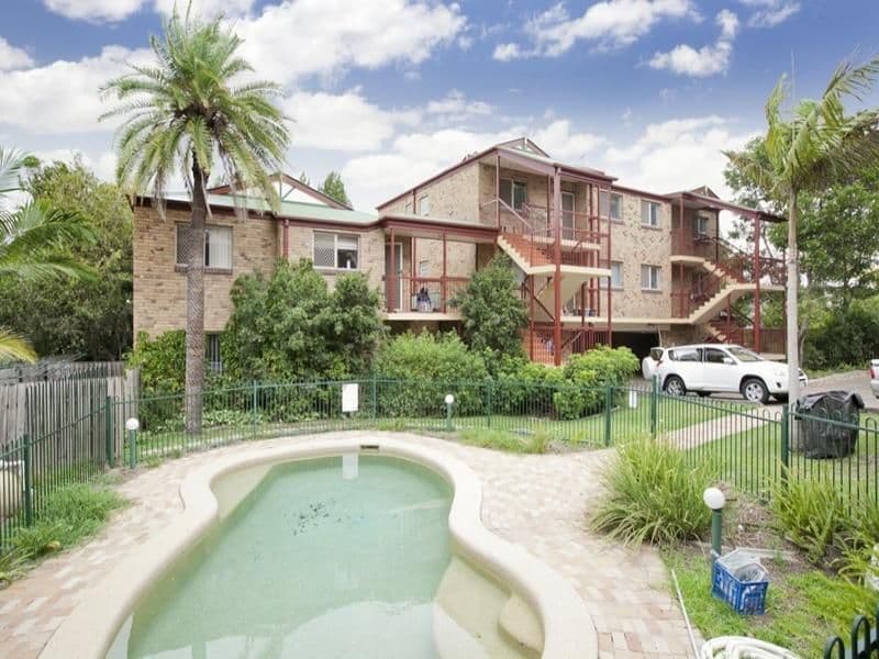 15 Dunkirk Street, Gaythorne QLD 4051, Gaythorne - Thumbnail 2