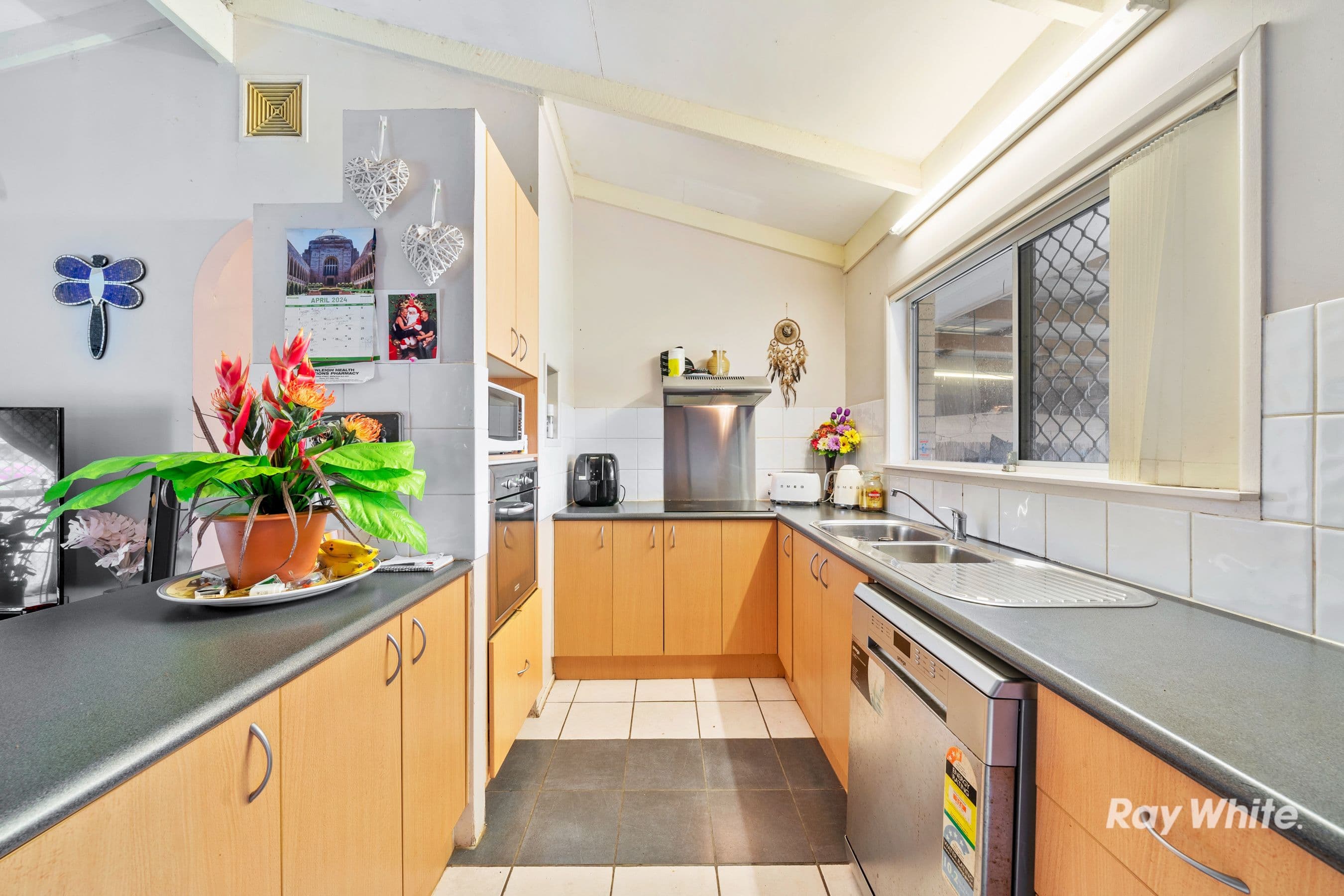 18 Olympia Street, Marsden QLD 4132, Marsden - Thumbnail 4