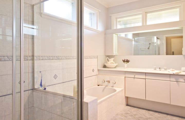 26 Williams Road, BRIAR HILL VIC 3088, Briar Hill - Thumbnail 6
