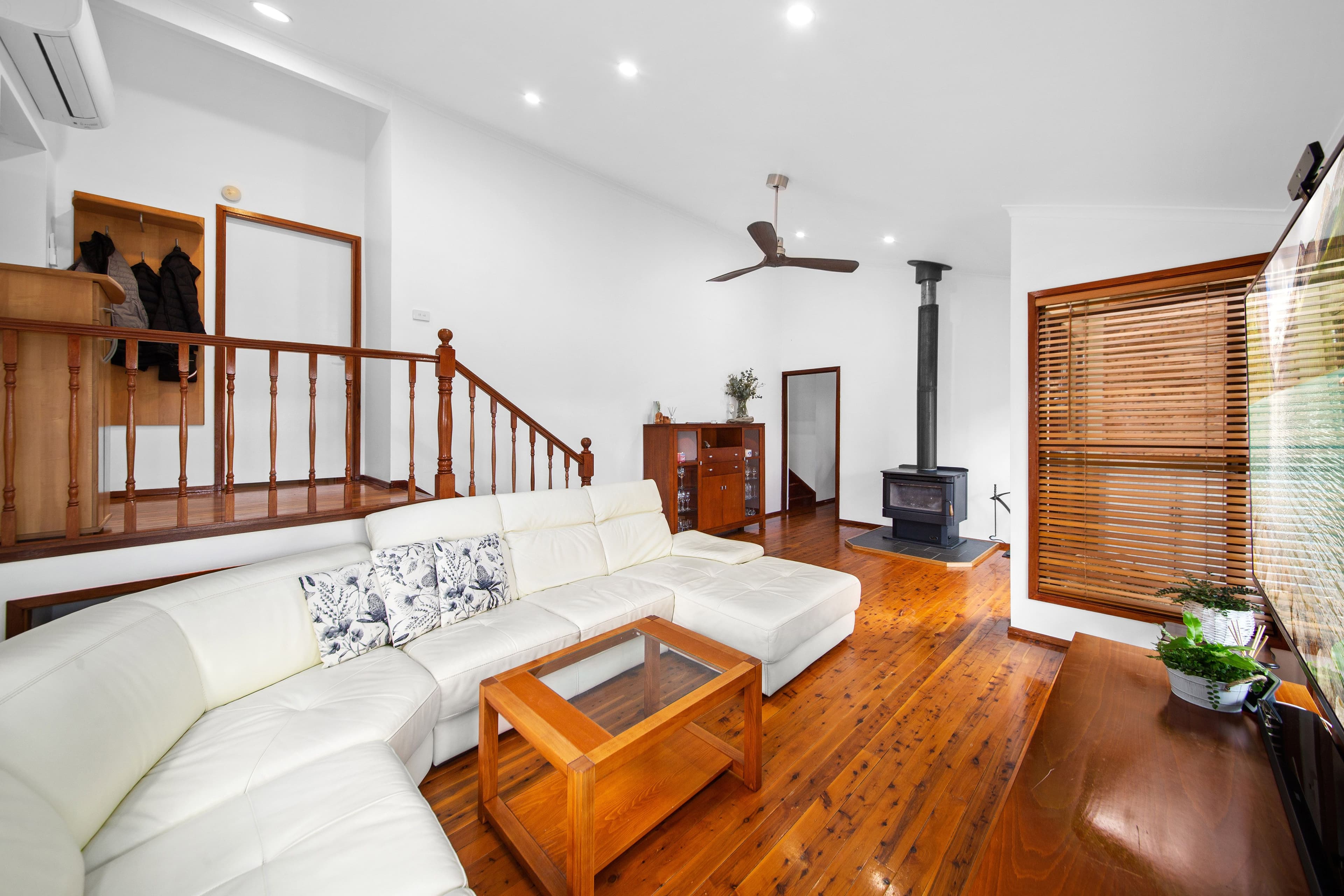 10 Goolagong Place, Menai NSW 2234, Menai - Thumbnail 2
