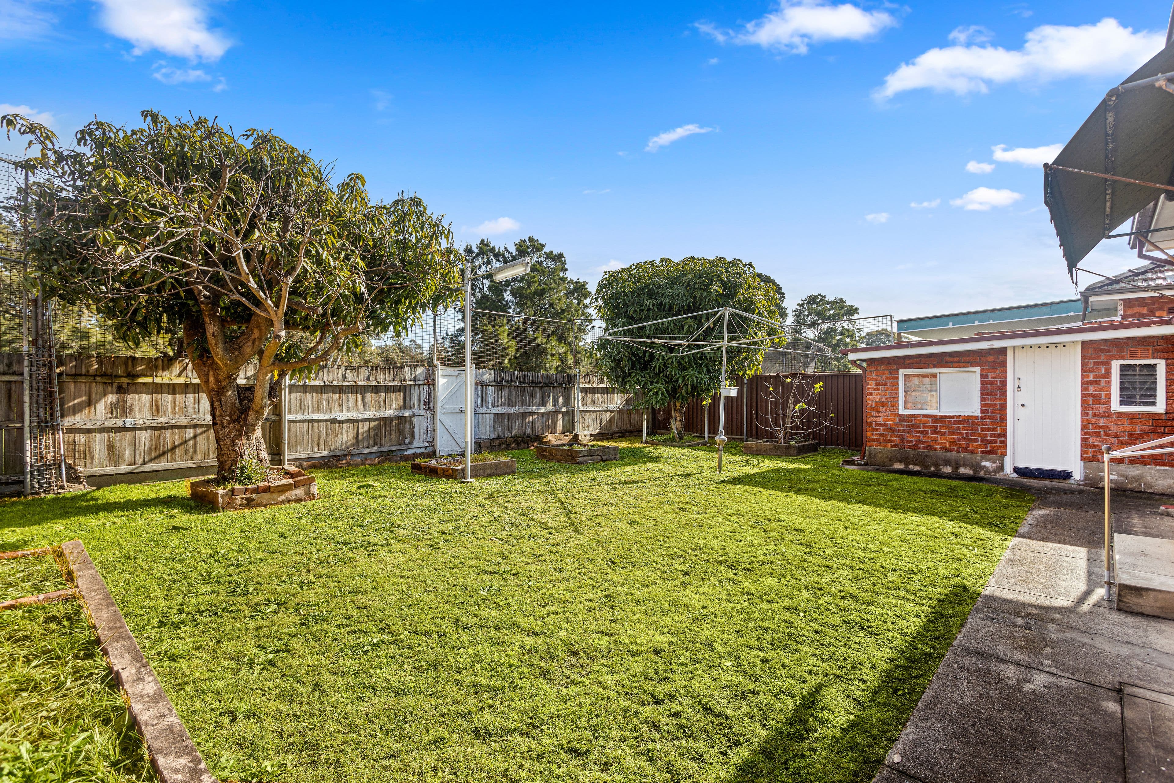 76 Francis Avenue, BRIGHTON-LE-SANDS NSW 2216, Brighton-Le-Sands - Thumbnail 2