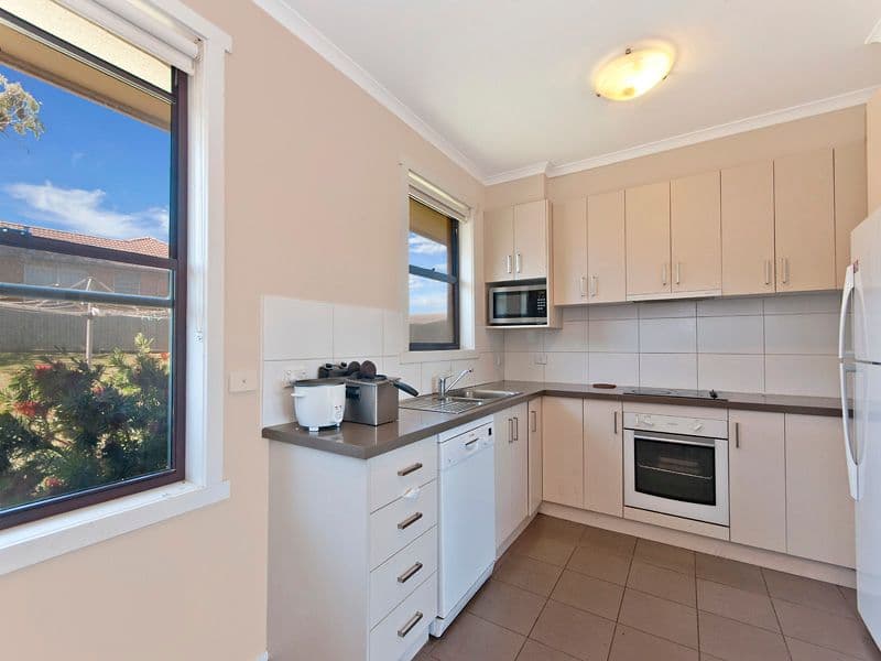 64 Hoddle Street, Warrnambool VIC 3280, Warrnambool - Thumbnail 2