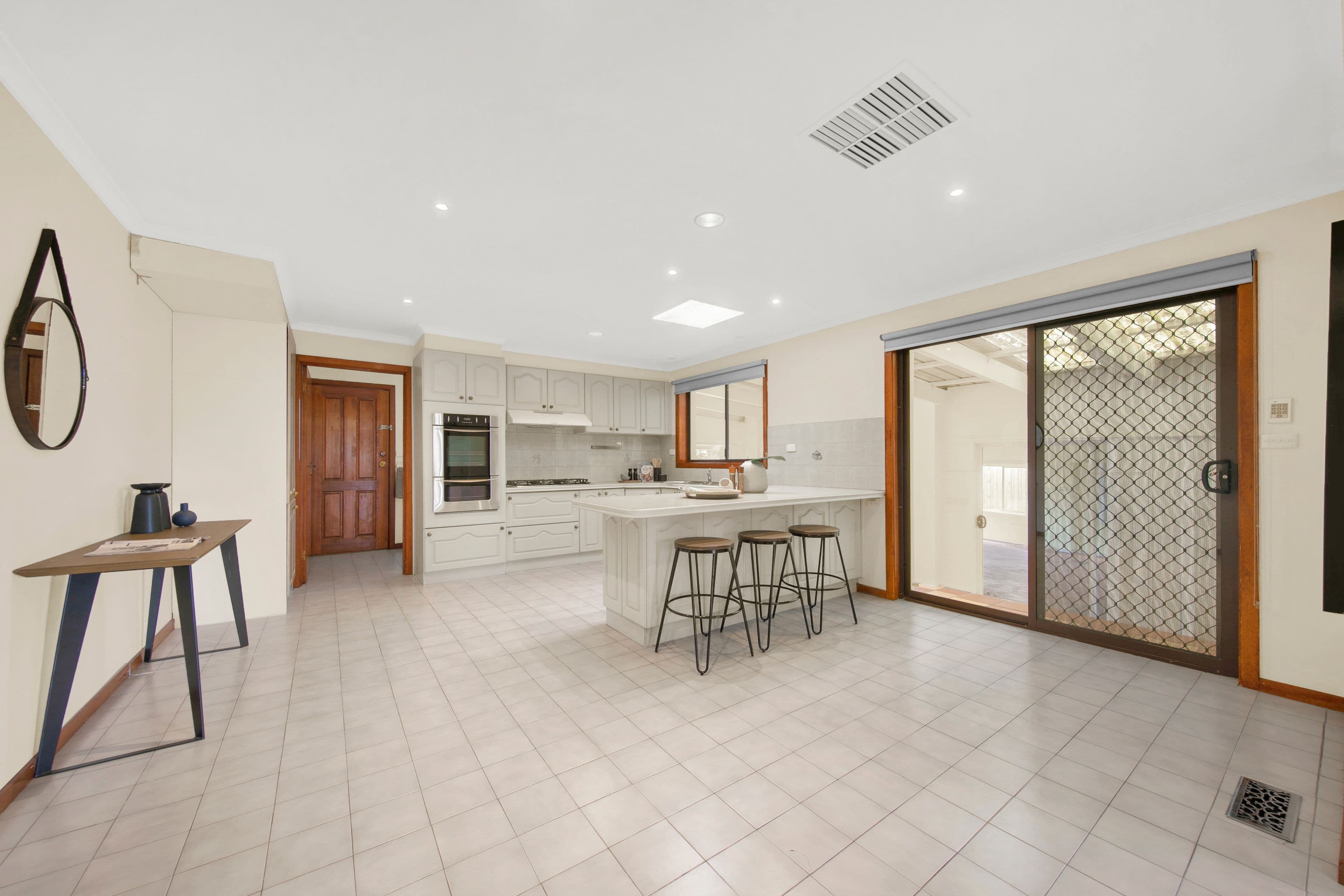 9 Calwell Court, Mill Park VIC 3082, Mill Park - Thumbnail 5