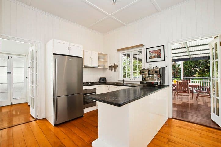 15 Killarney Street, Yeronga QLD 4104, Yeronga - Thumbnail 4