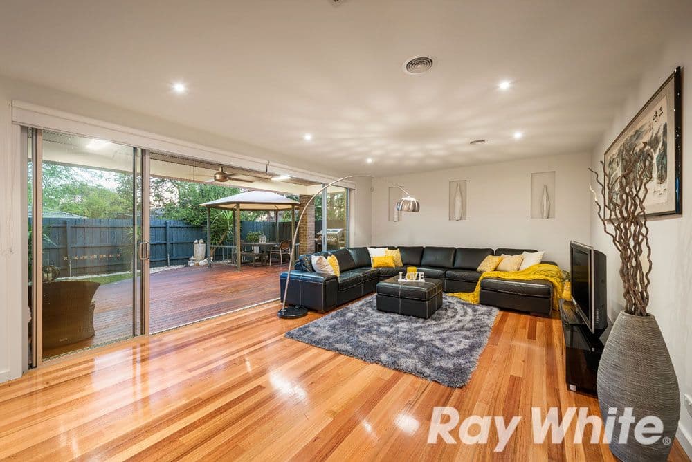 22 Joelson Avenue, SCORESBY VIC 3179, Scoresby - Thumbnail 3