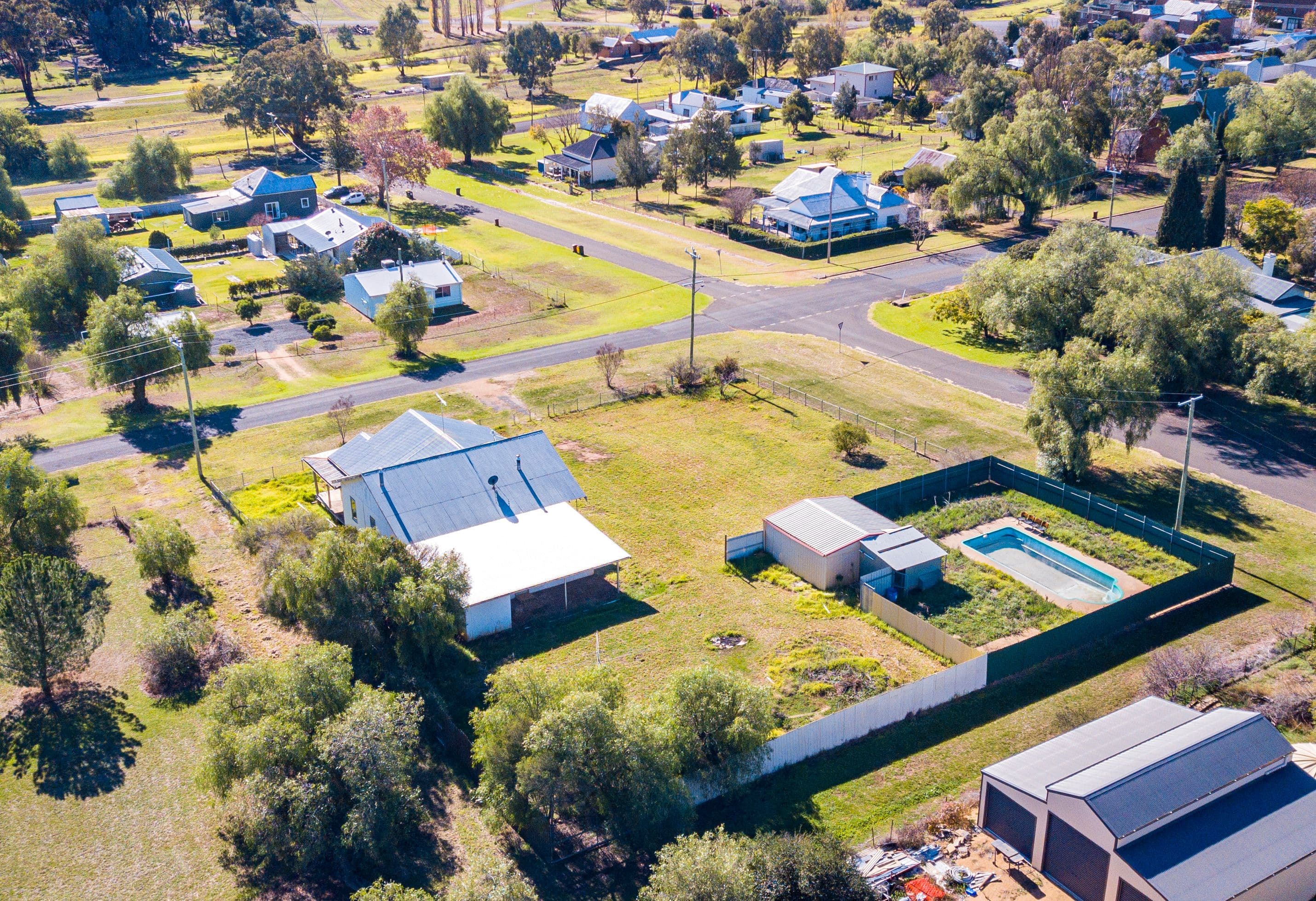 39 Carrington Street, Woodstock - Image 1