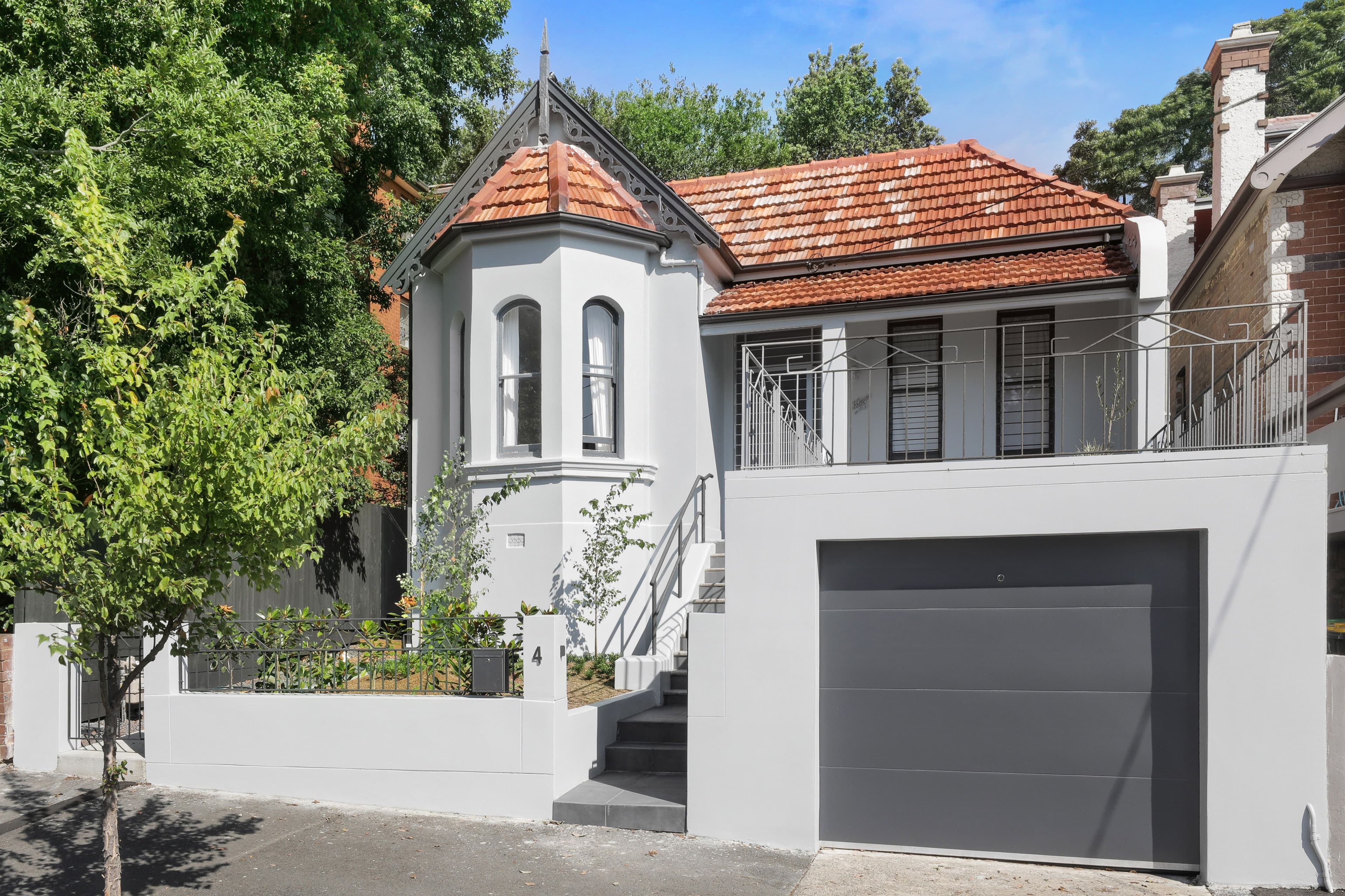 2 Victoria Road, Glebe - Thumbnail 2