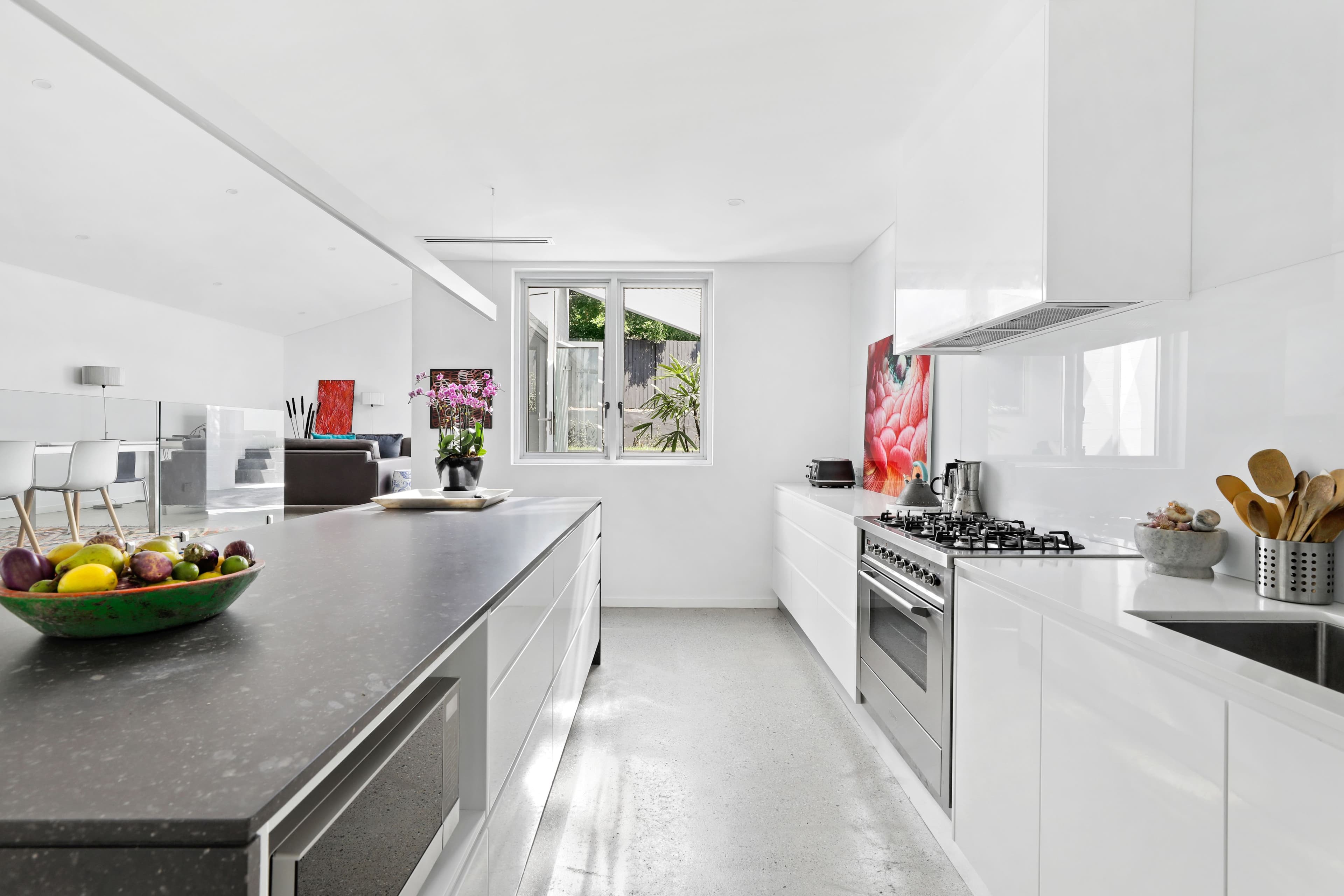 2 Victoria Road, Glebe - Thumbnail 7