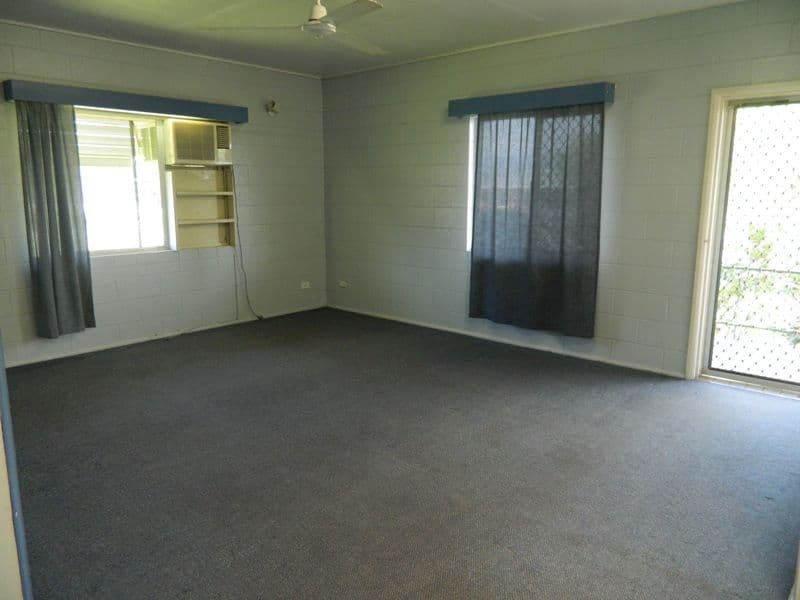 9 Milano Street, WOREE QLD 4868, Woree - Thumbnail 5