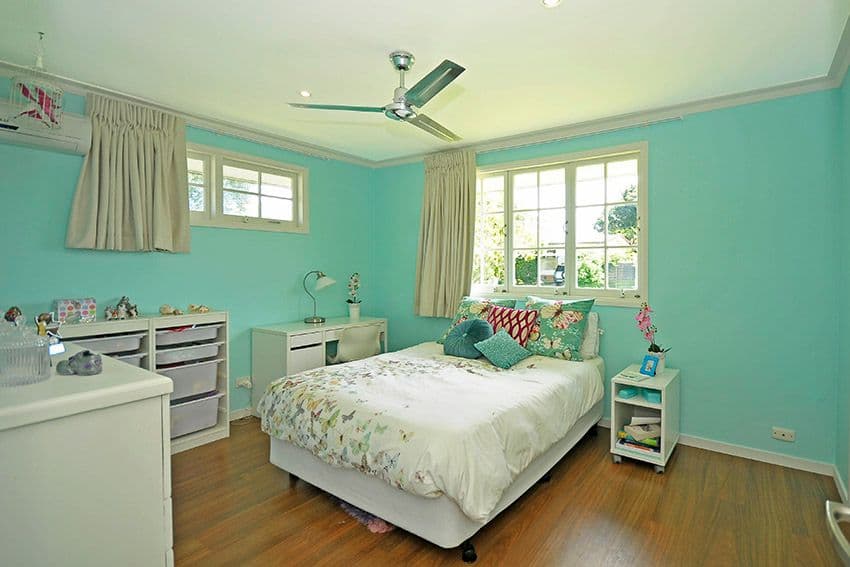 26 Ilkinia Avenue, Broadbeach Waters QLD 4218, Broadbeach Waters - Thumbnail 3
