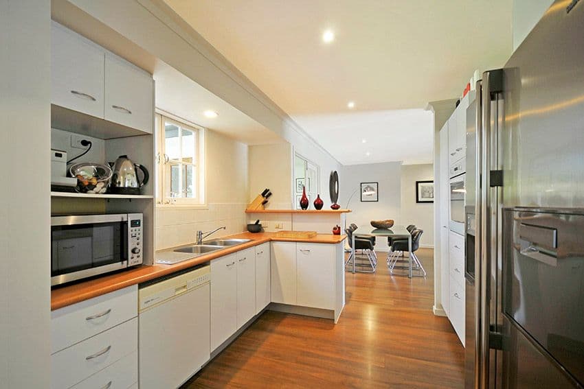 26 Ilkinia Avenue, Broadbeach Waters QLD 4218, Broadbeach Waters - Thumbnail 4