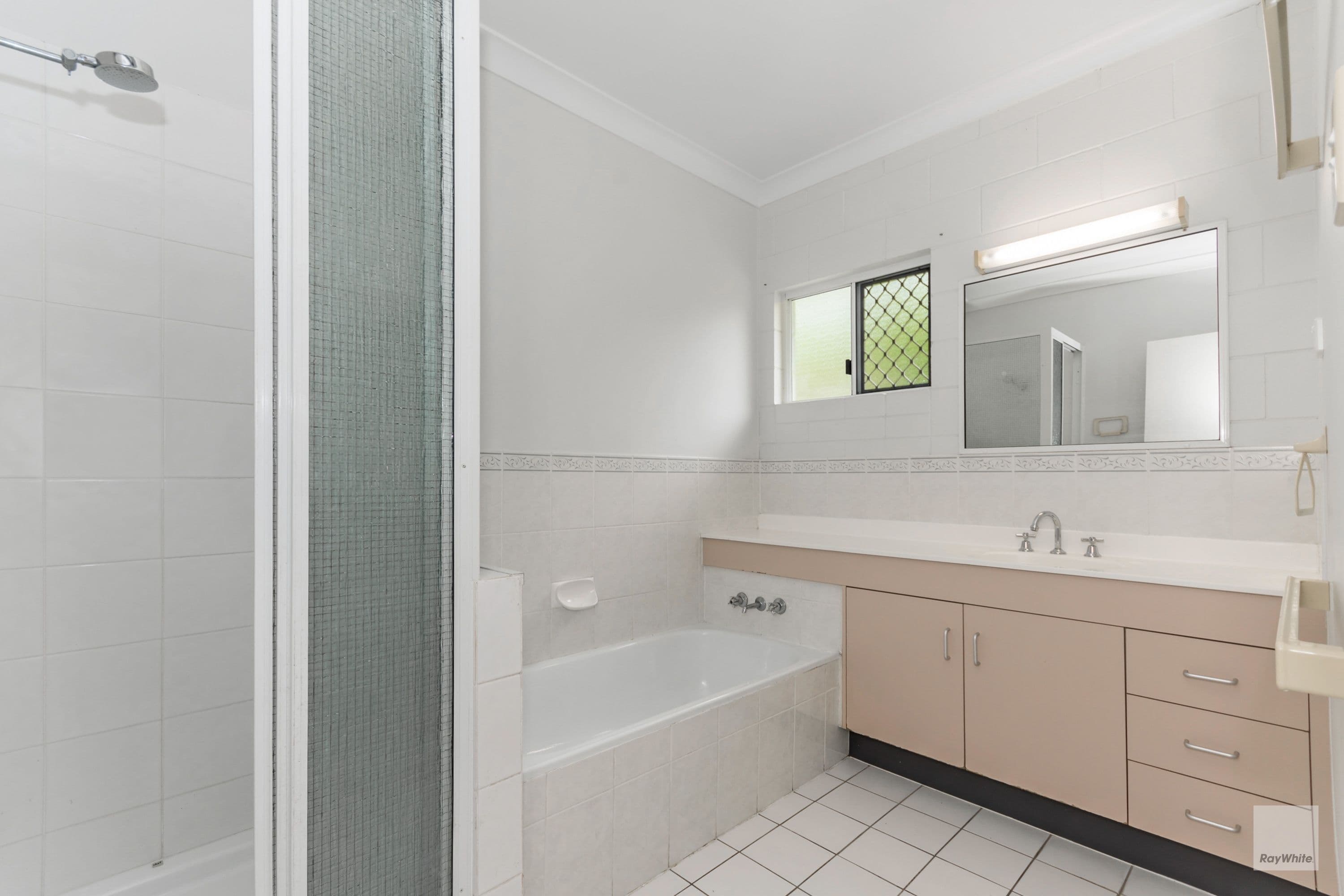 6/21-23 Outhwaite Avenue, Doncaster - Thumbnail 5