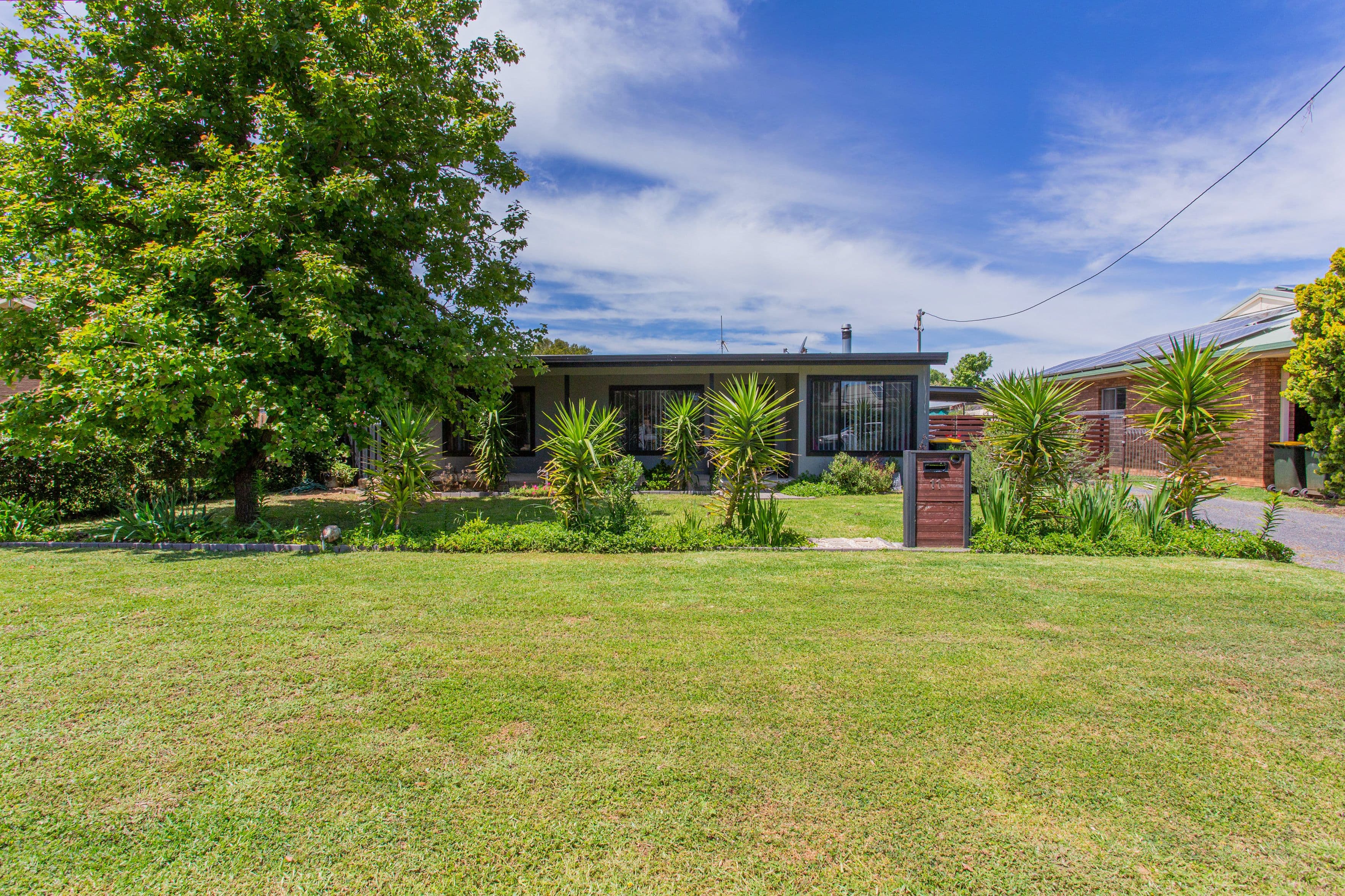 11 Stewart Street, Cowra NSW 2794, Cowra - Image 1