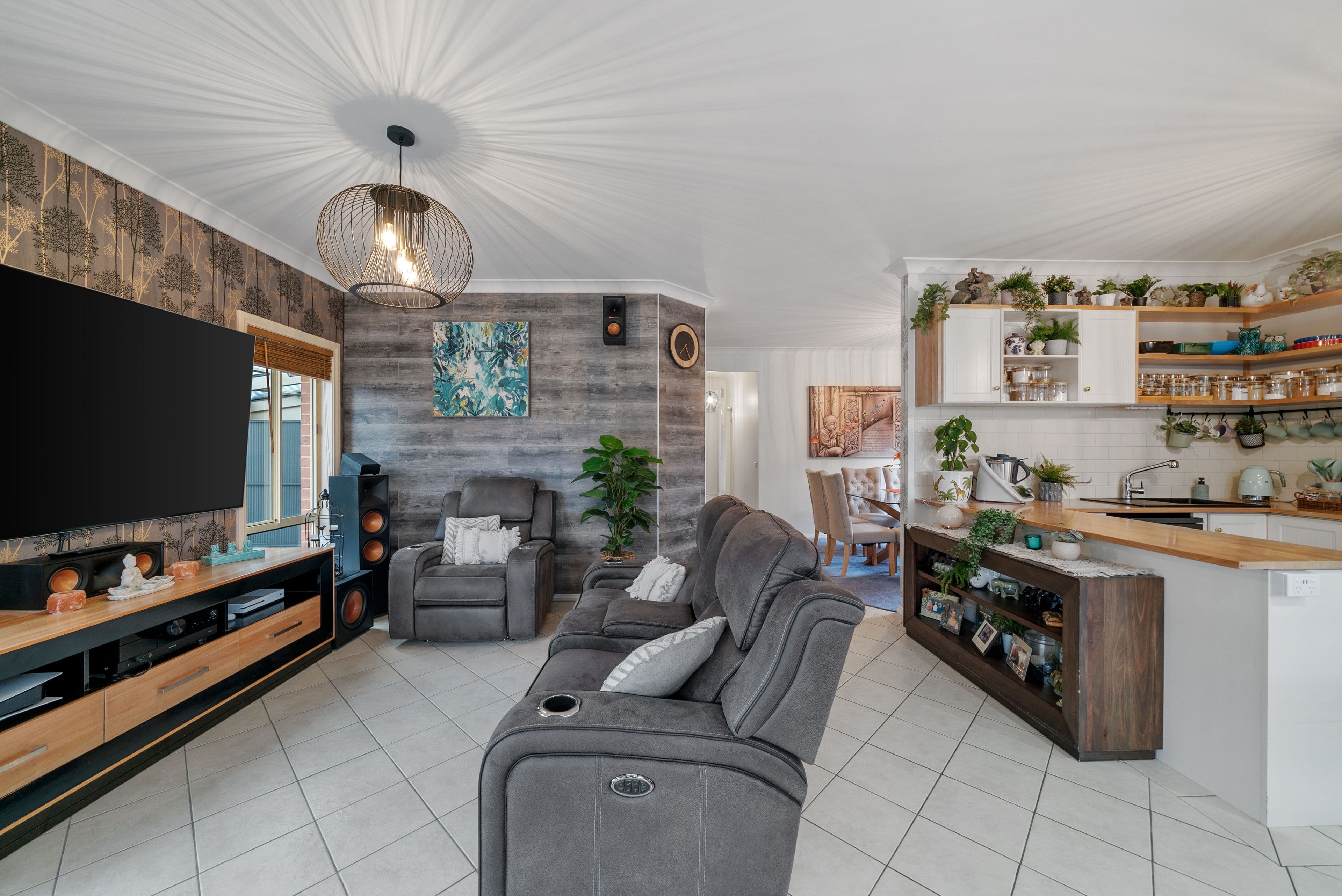 11 Ordsall Close, Caroline Springs VIC 3023, Caroline Springs - Thumbnail 4