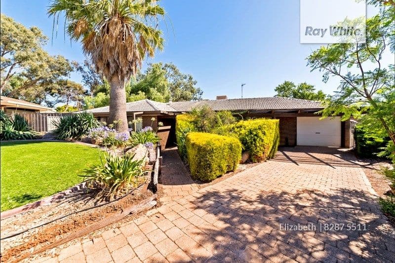 32 Kanimbla Crescent, Craigmore SA 5114, Craigmore - Thumbnail 3