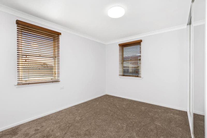 80 Crest Road, Queanbeyan NSW 2620, Queanbeyan - Thumbnail 3