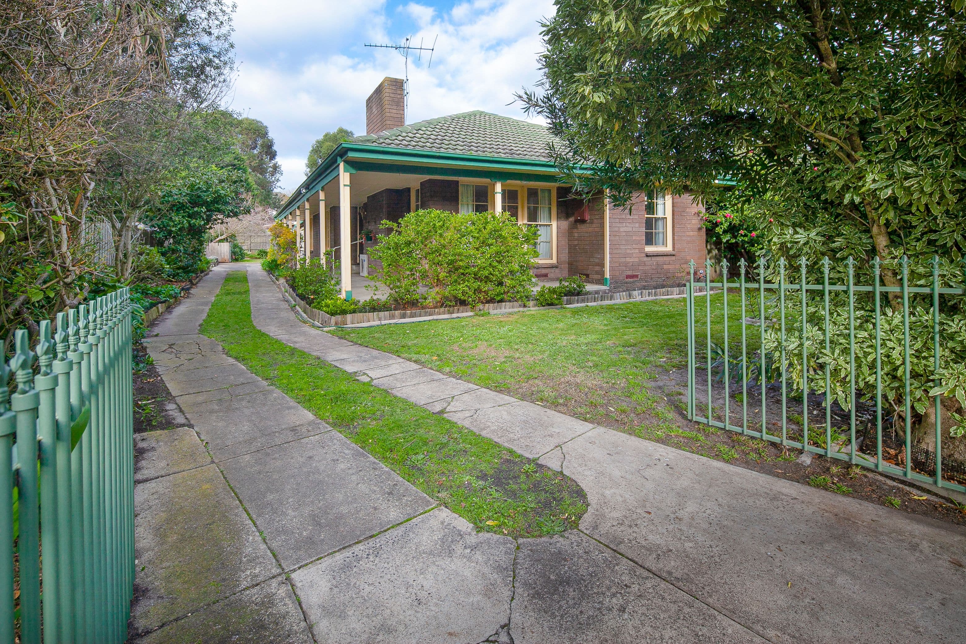 10 Coprosma Avenue, Frankston VIC 3199, Frankston - Image 1