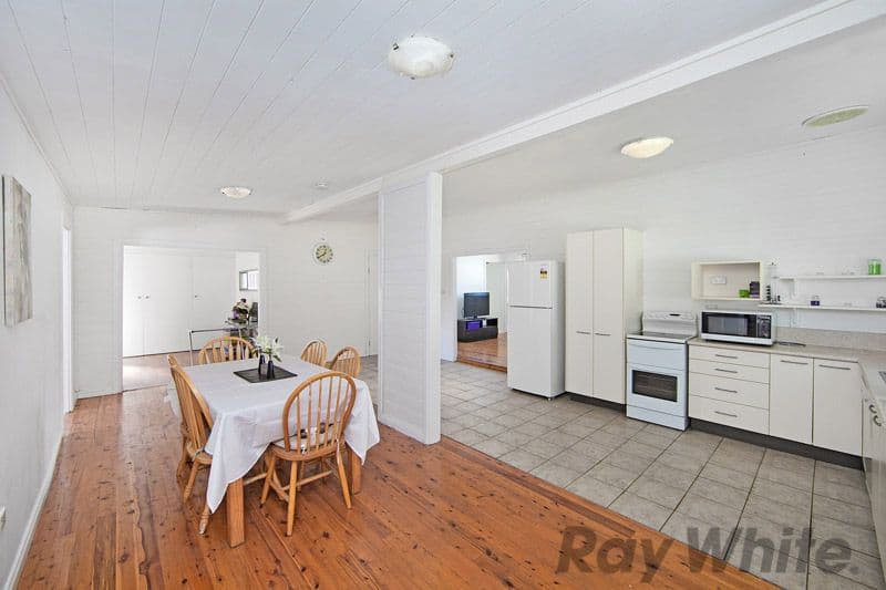 75 Leonard Avenue, Toukley NSW 2263, Toukley - Thumbnail 2