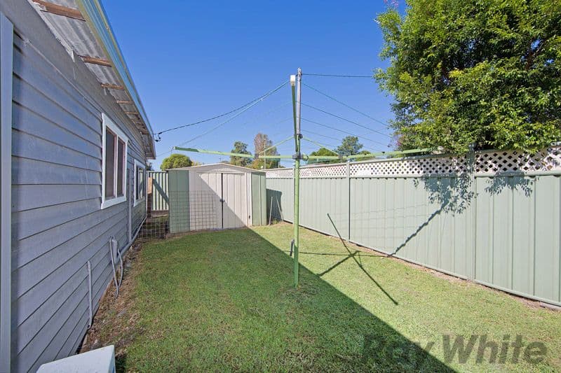 75 Leonard Avenue, Toukley NSW 2263, Toukley - Thumbnail 5