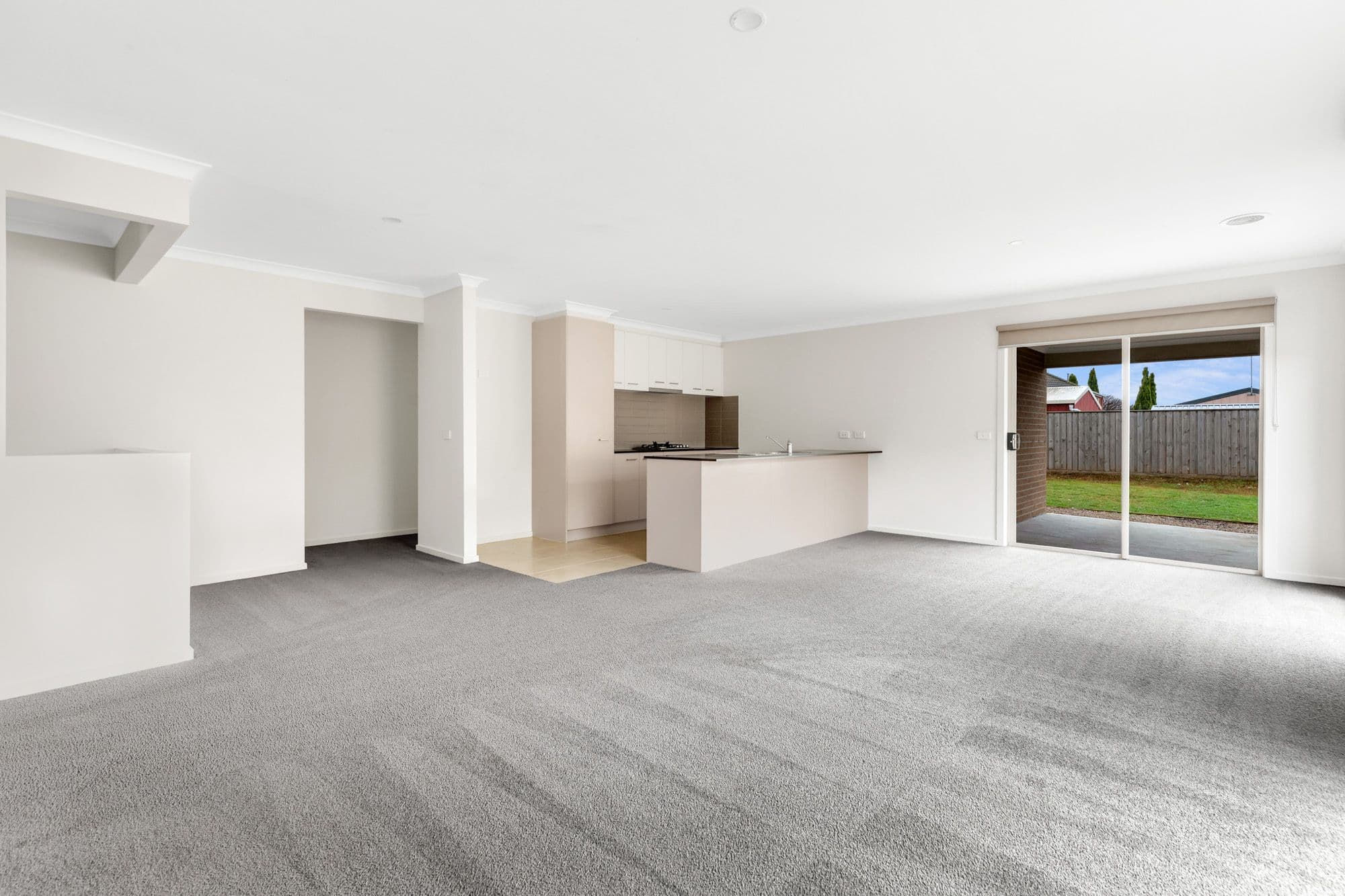 30 Tiverton Terrace, Werribee VIC 3030, Werribee - Thumbnail 2