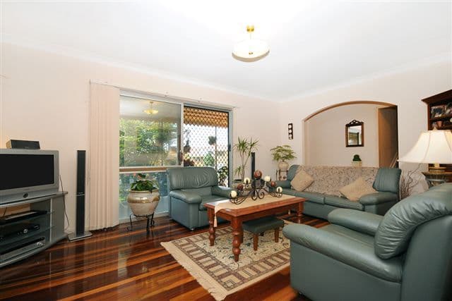 14 Knockator Crescent, CENTENARY HEIGHTS QLD 4350, Centenary Heights - Thumbnail 2