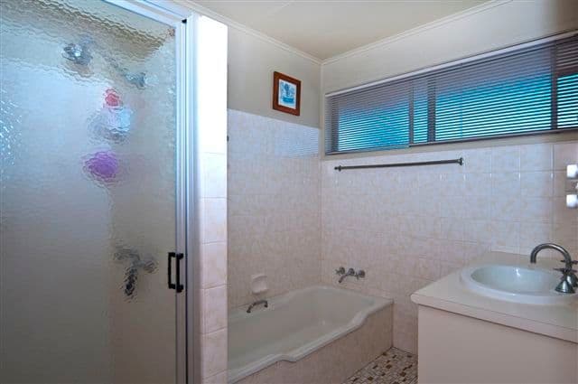 14 Knockator Crescent, CENTENARY HEIGHTS QLD 4350, Centenary Heights - Thumbnail 7