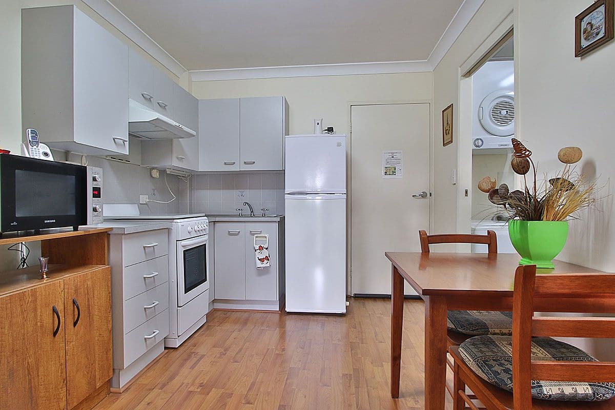 67 15 Carmichael Court, Wynnum West QLD 4178, Wynnum West - Thumbnail 2