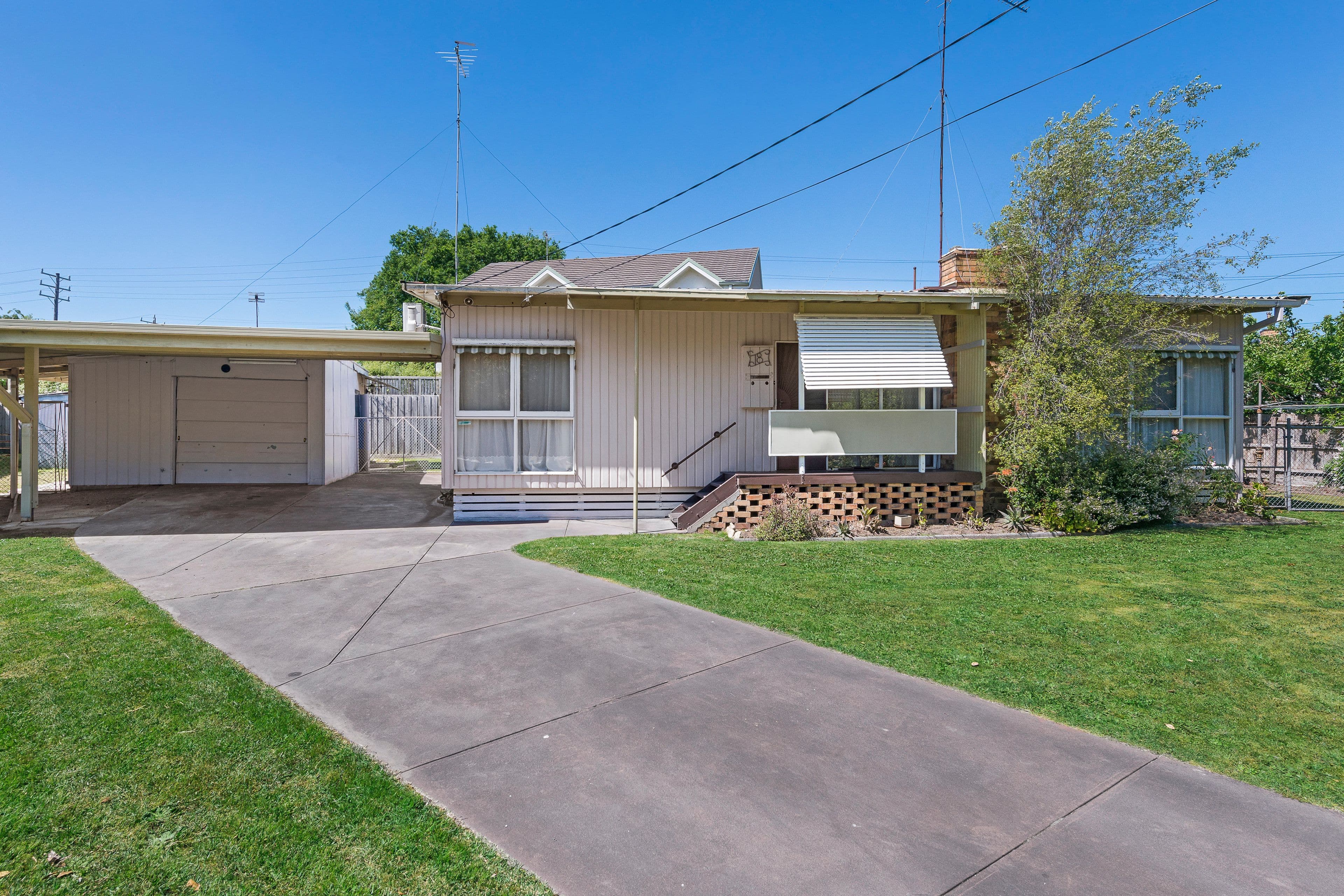 18 Cole Crescent, Chadstone VIC 3148, Chadstone - Thumbnail 3