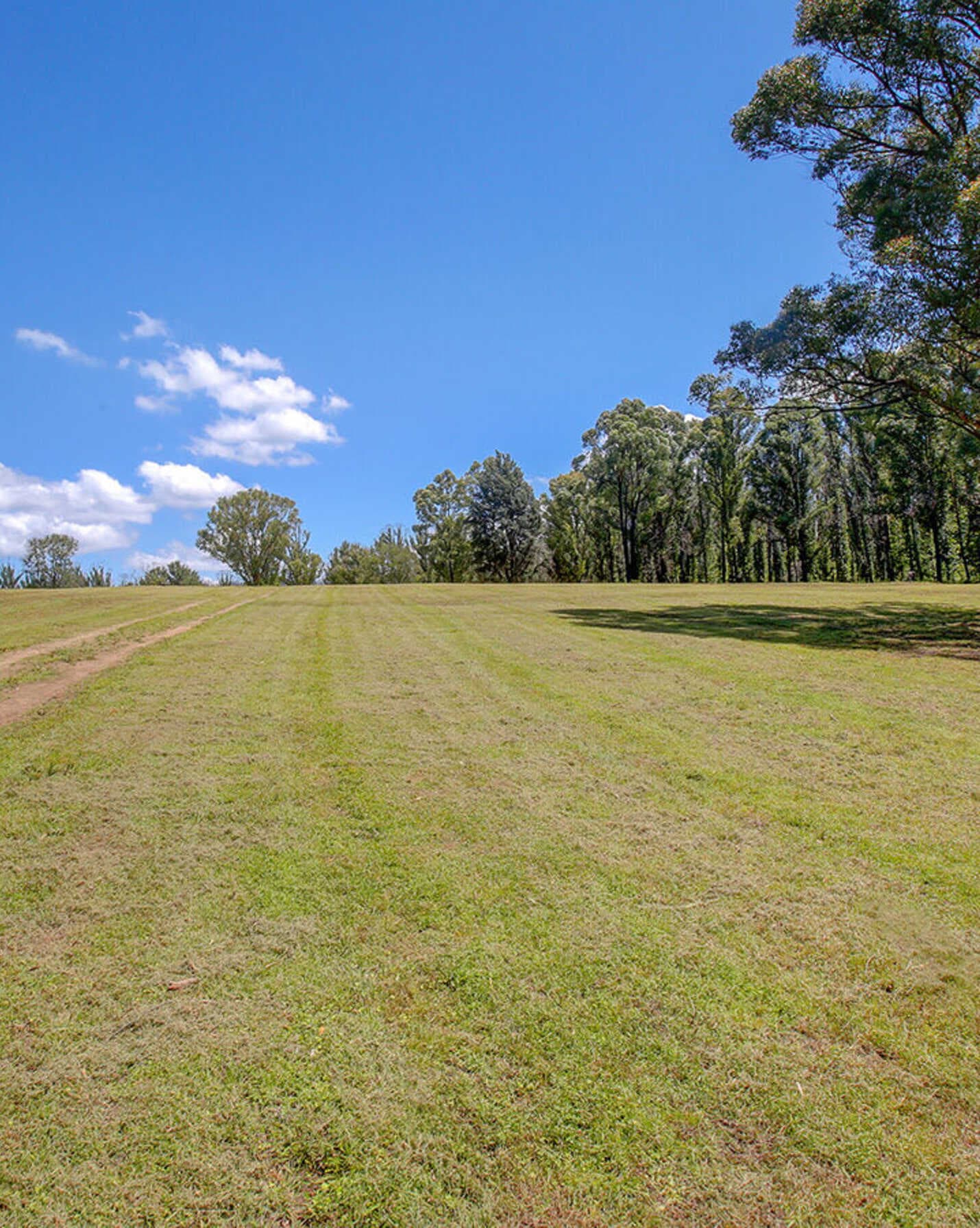 411 Spring Hill Road Meryla, Meryla - Thumbnail 4