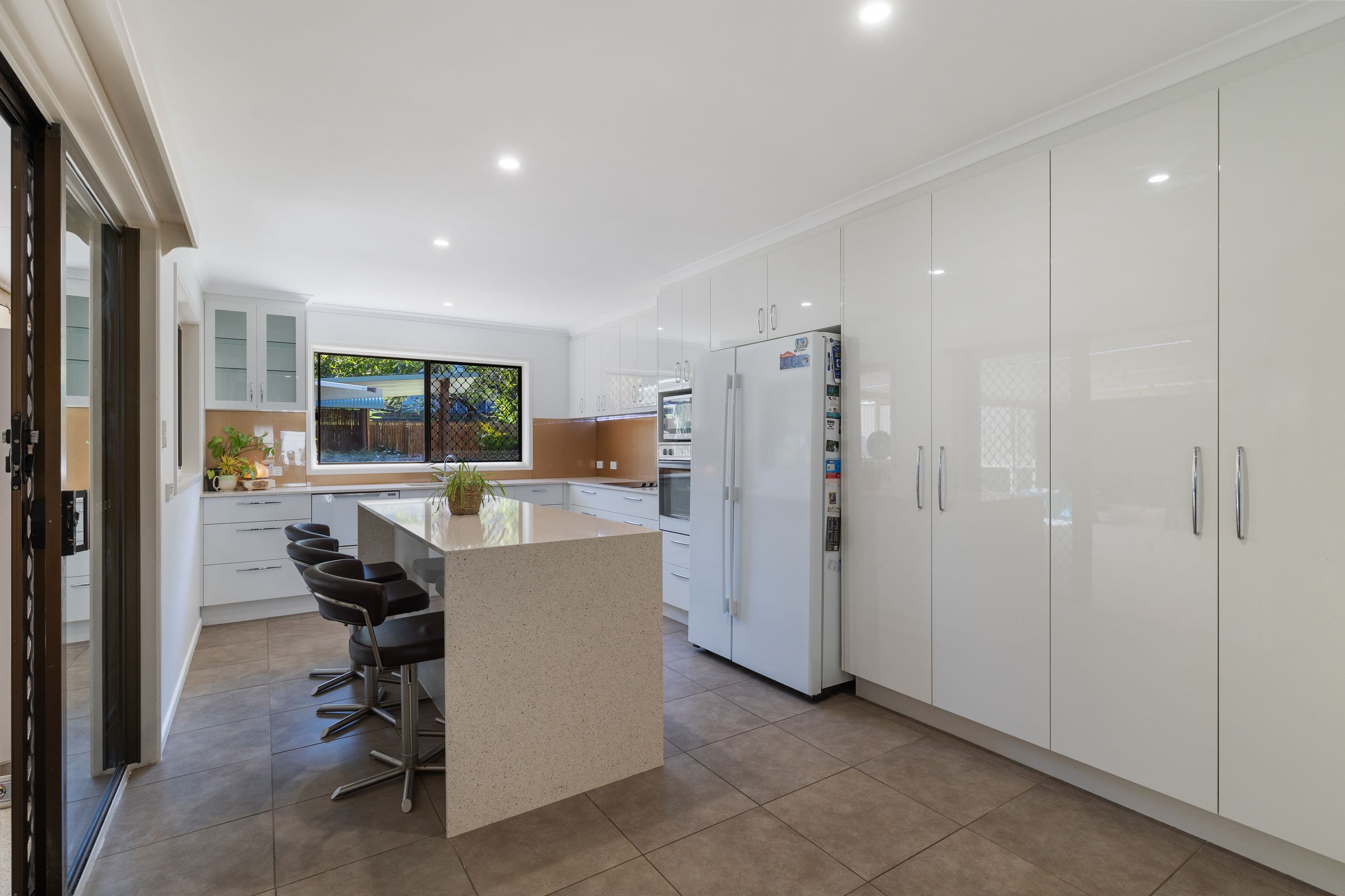 10 Magpie Street, Nambour QLD 4560, Nambour - Thumbnail 3