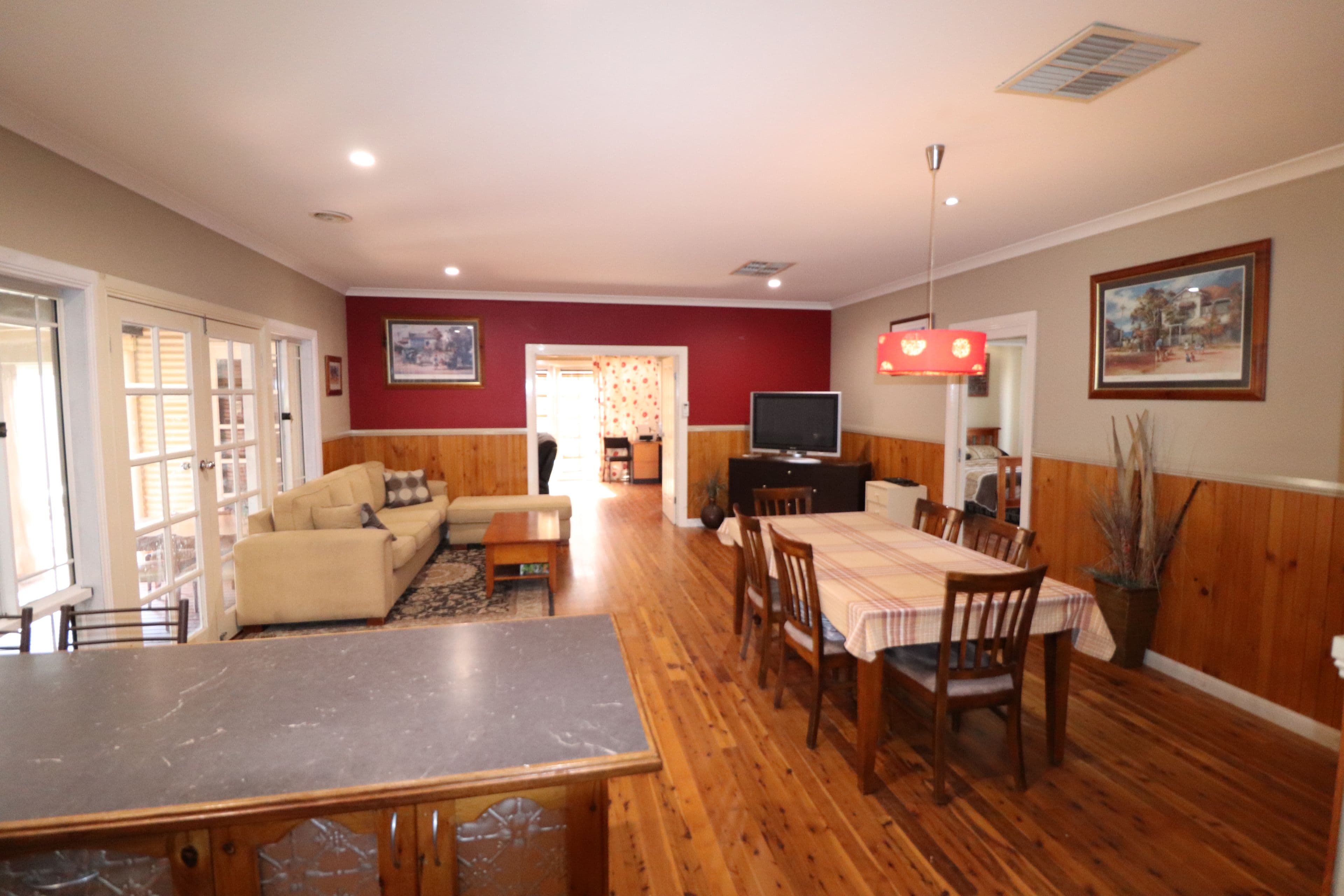 9 Skilton Avenue, Tatura VIC 3616, Tatura - Thumbnail 3