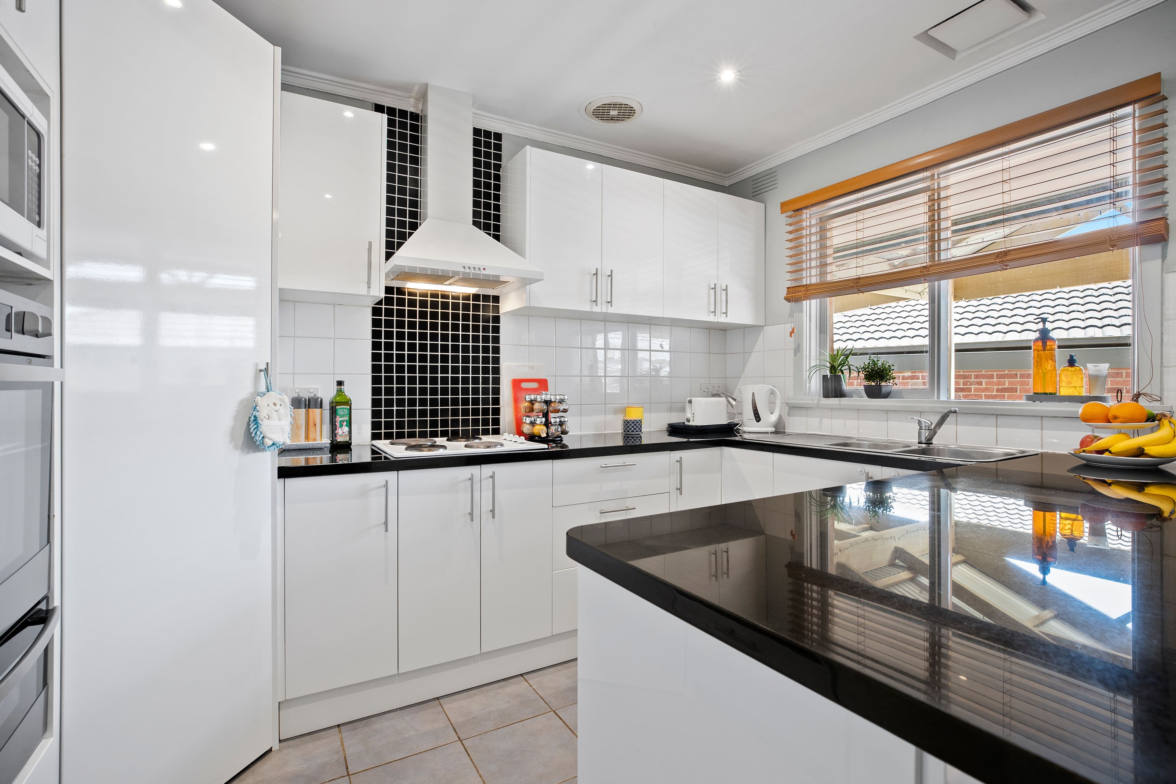 16 Charlotte Road, Boronia VIC 3155, Boronia - Thumbnail 2