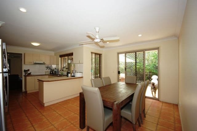 11 Albion Avenue, MIAMI QLD 4220, Miami - Thumbnail 5